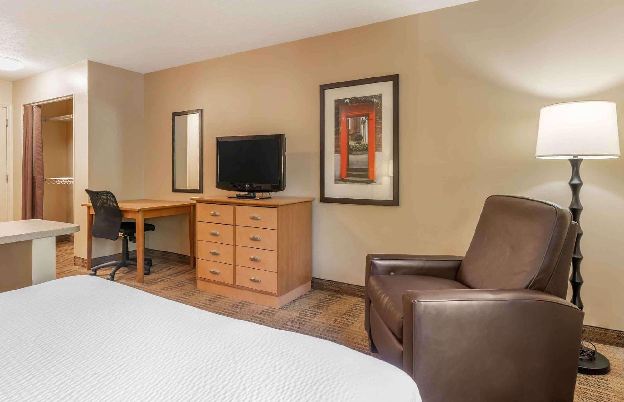 Extended Stay America Suites - Cleveland - Great Northern Mall North Olmsted Exterior foto